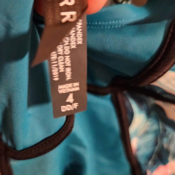 Torrid Tropical Teal One-Piece Swimsuit Size 4 DD/F - Picture 4 of 4